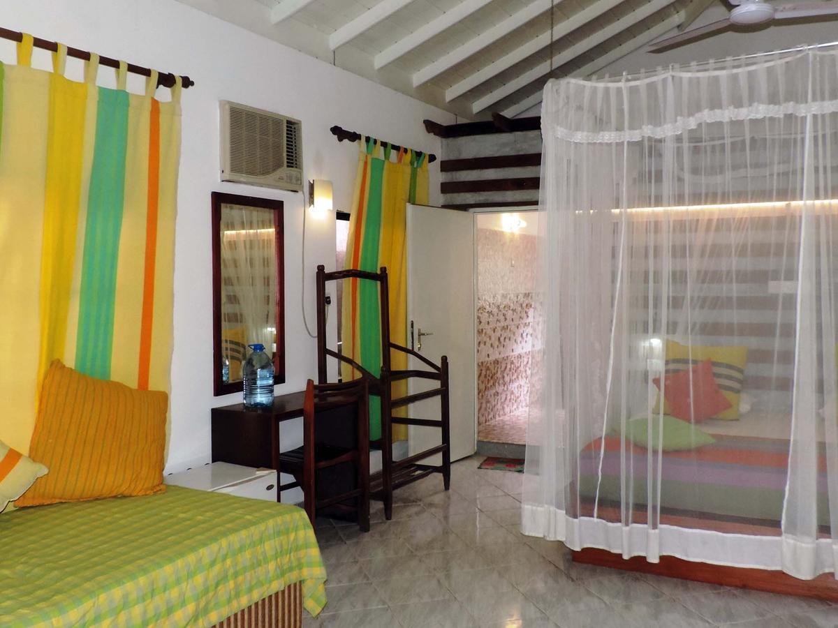Primrose Guest House Unawatuna Exterior photo