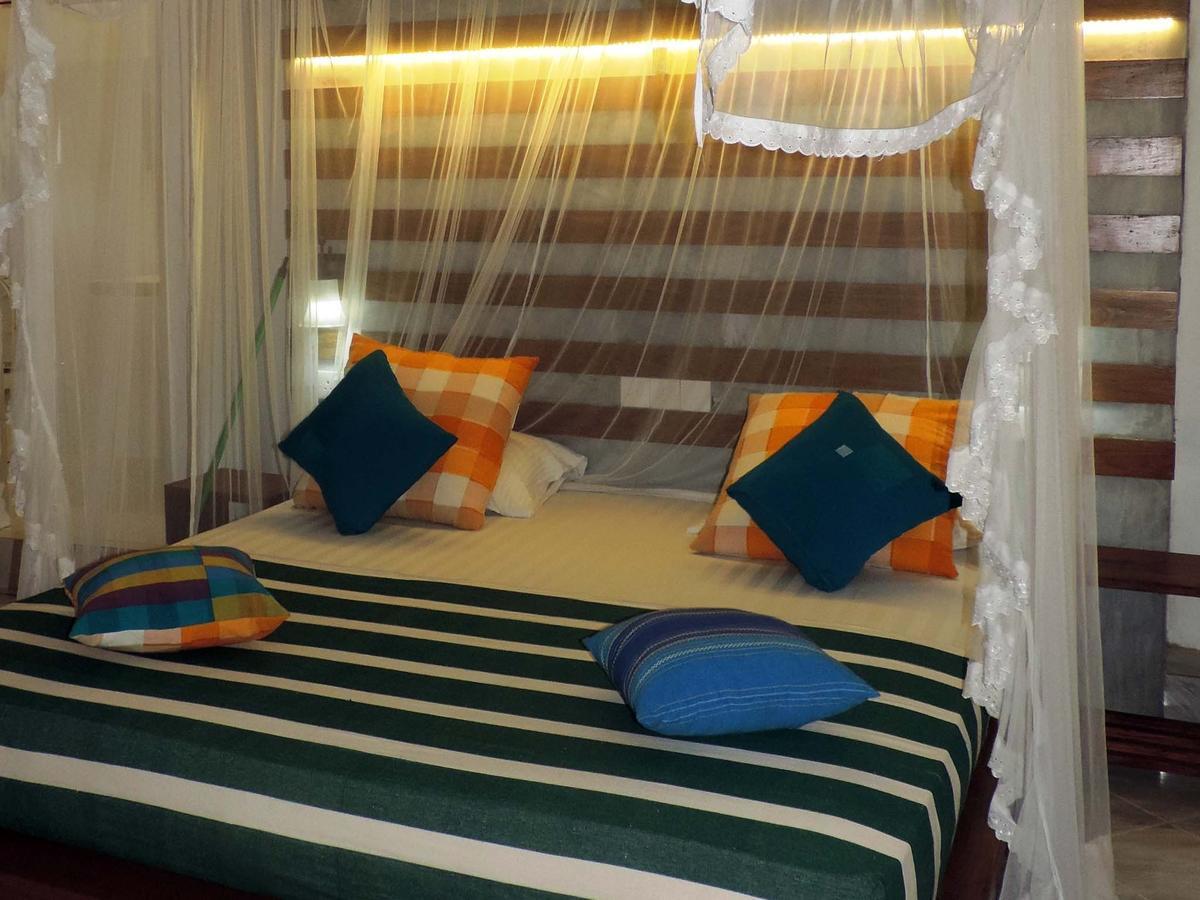 Primrose Guest House Unawatuna Exterior photo