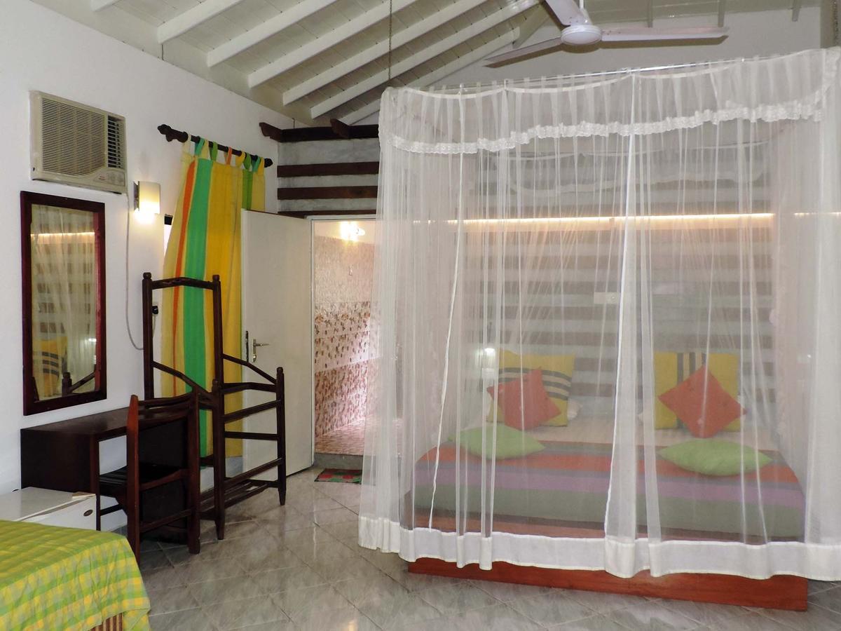 Primrose Guest House Unawatuna Exterior photo