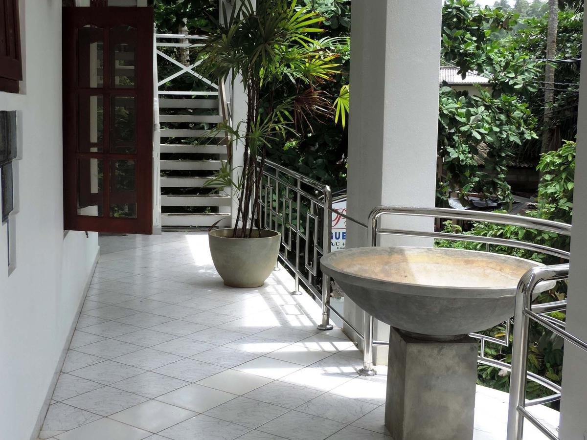 Primrose Guest House Unawatuna Exterior photo