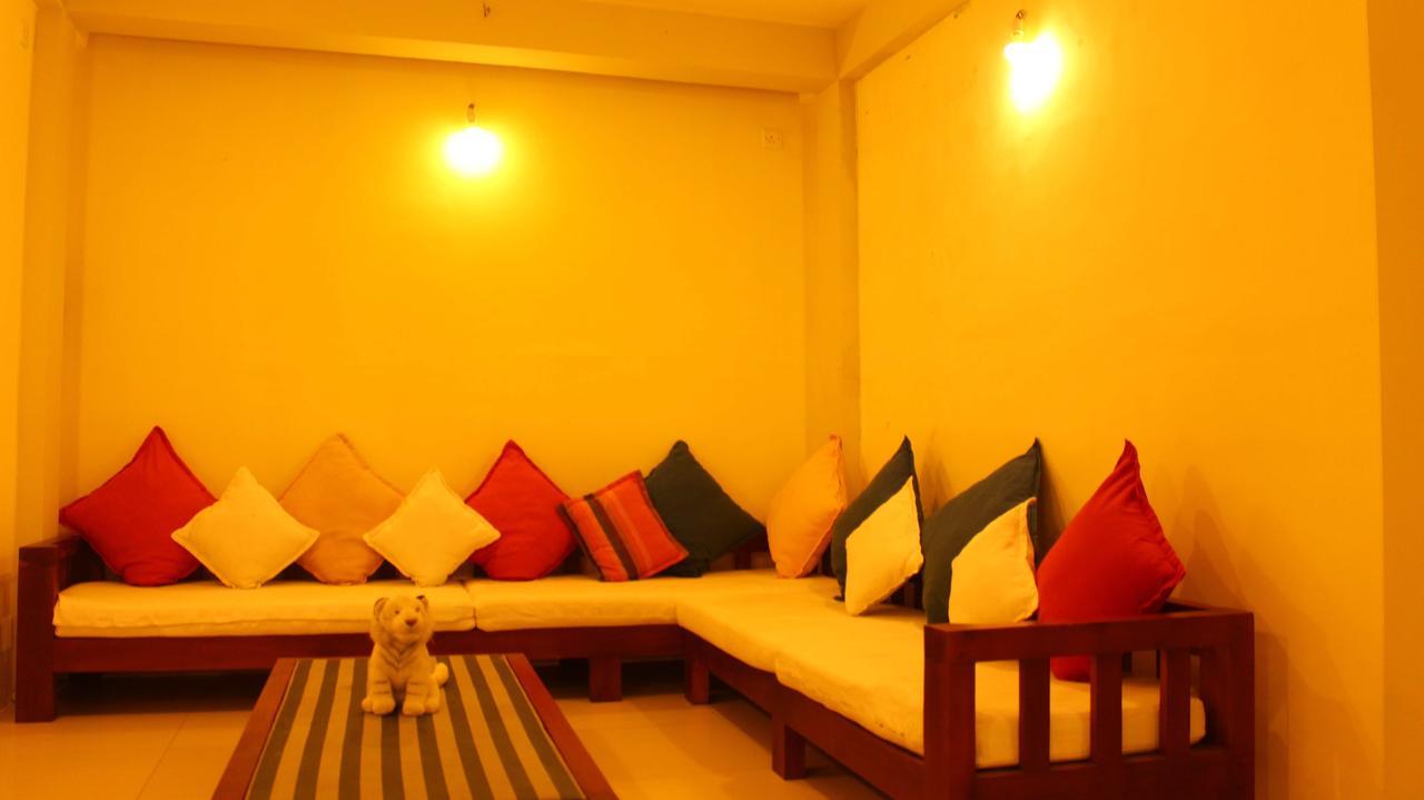 Primrose Guest House Unawatuna Exterior photo